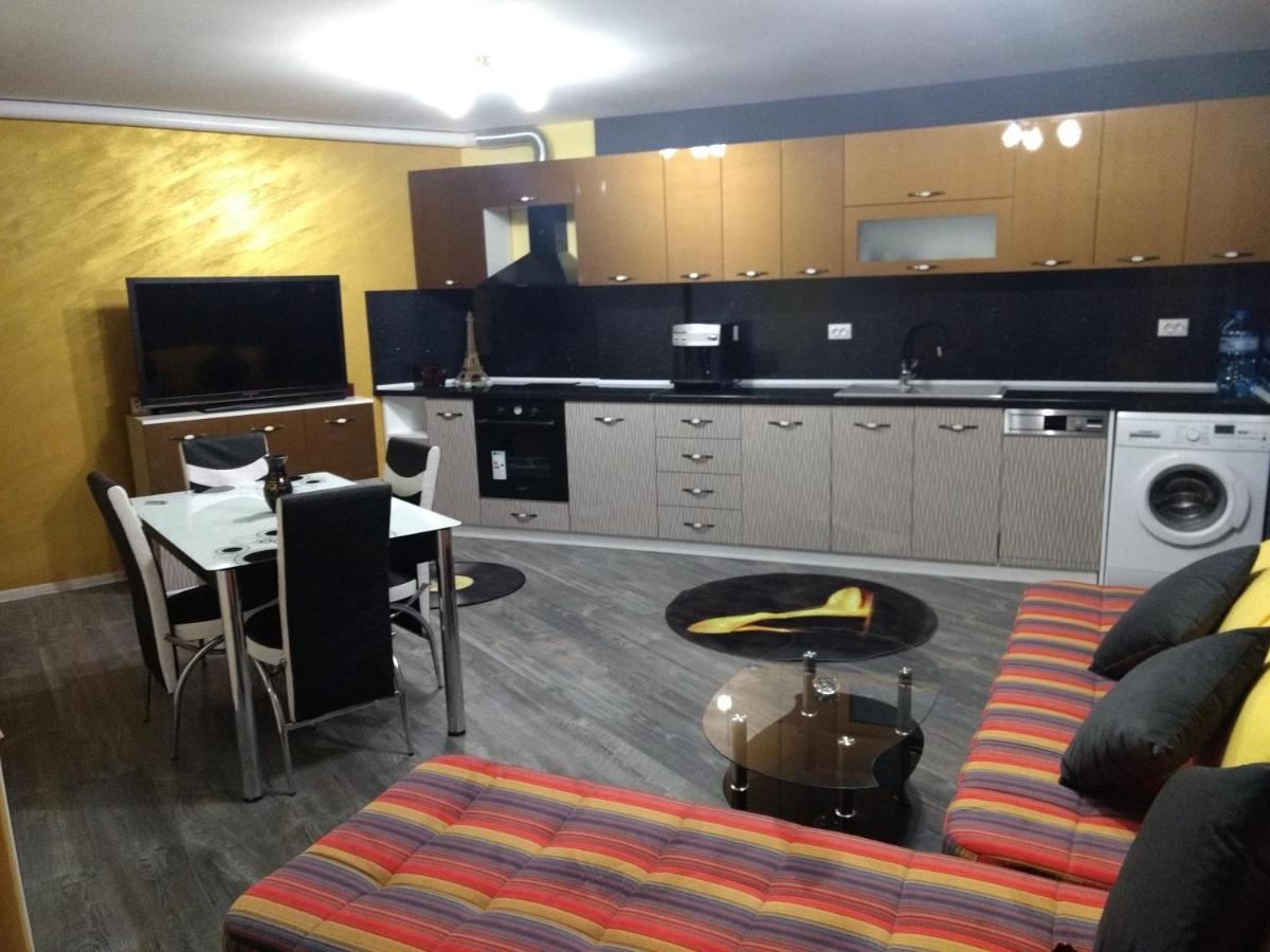 Valentina Gold Apartment พลอฟดิฟ ภายนอก รูปภาพ